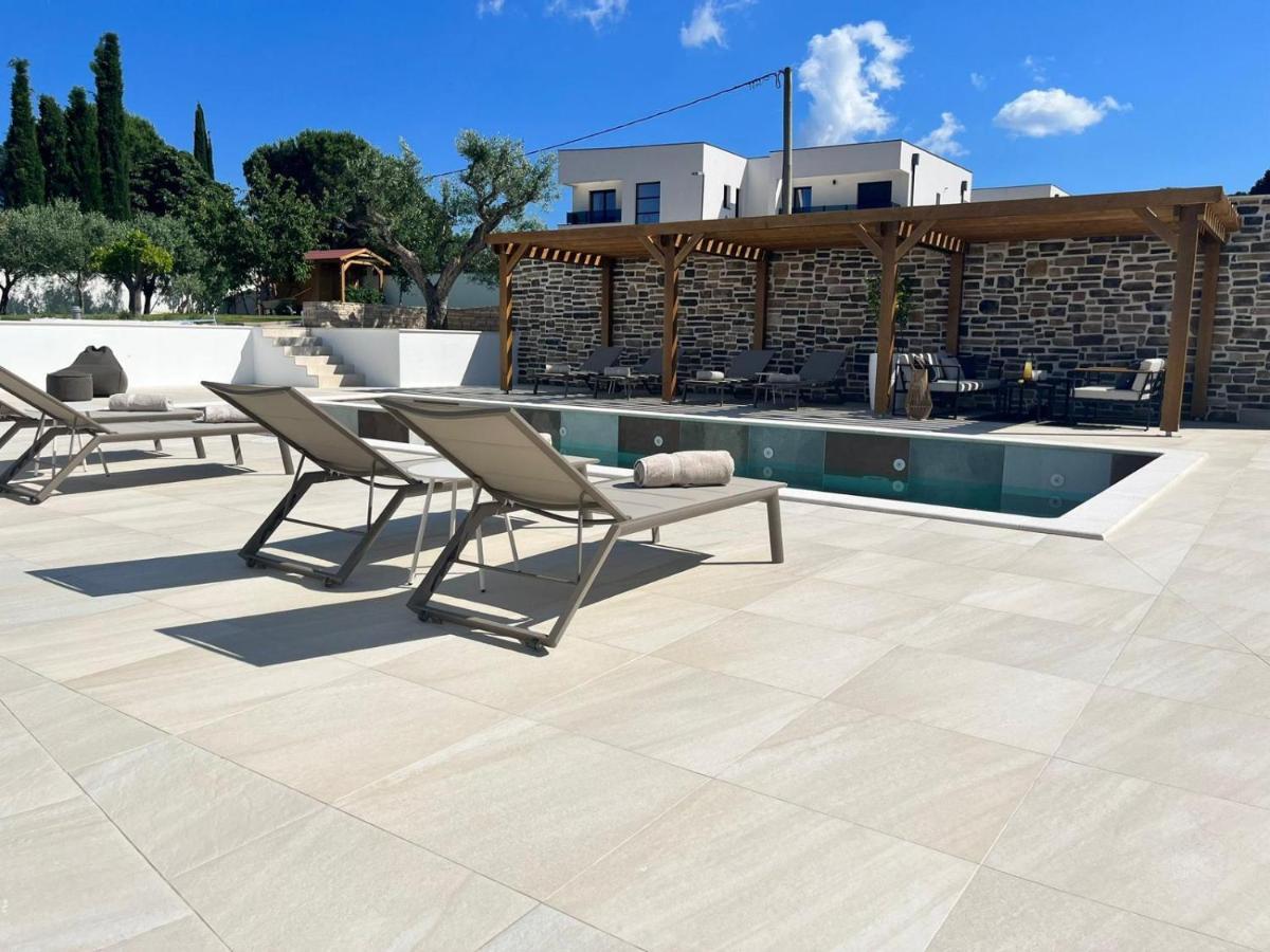 Olivea Luxury Suites Fažana Esterno foto