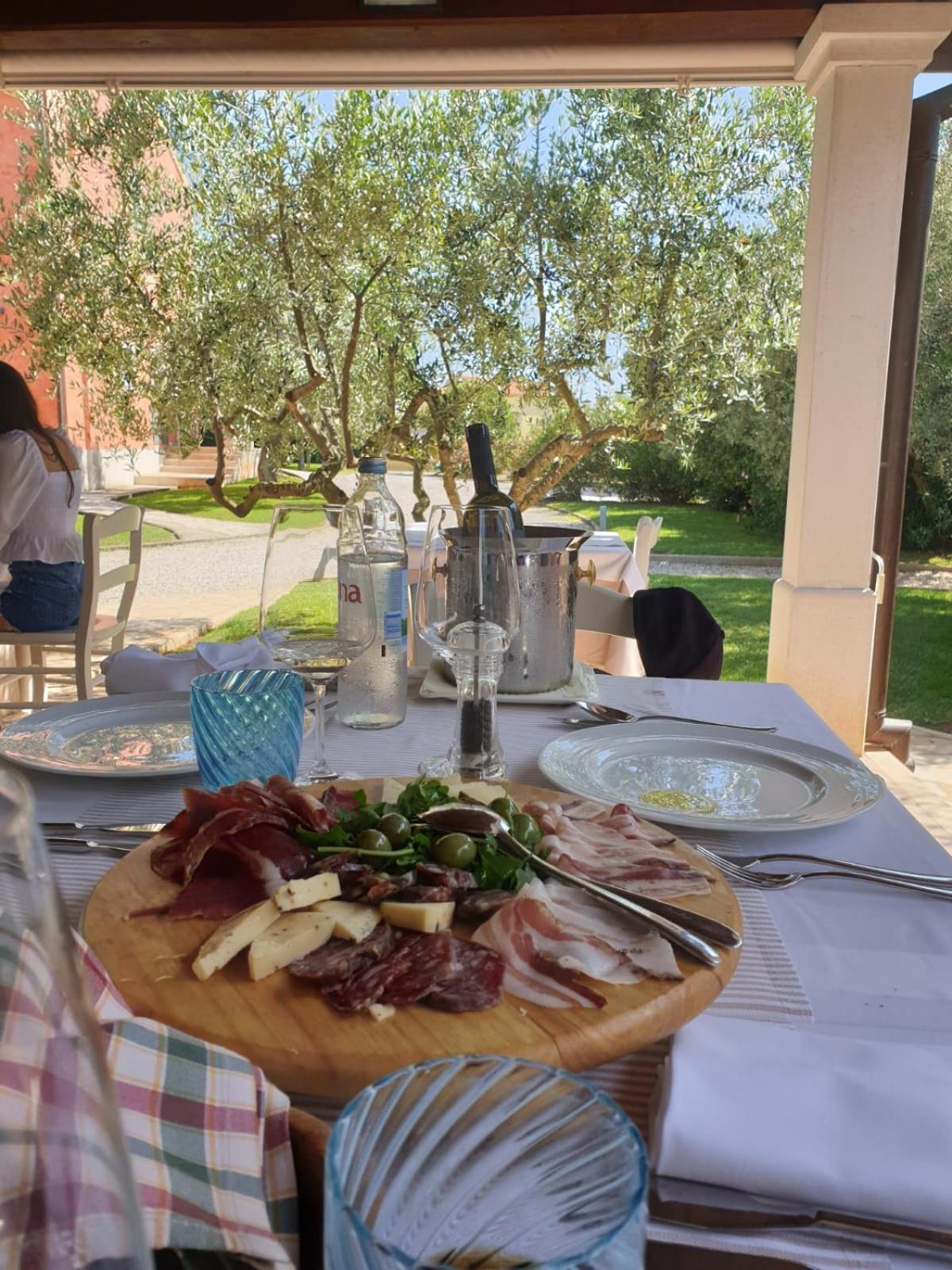 Olivea Luxury Suites Fažana Esterno foto